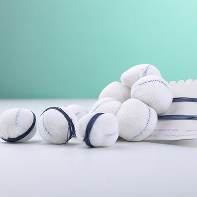 Bolas de algodão médicas de pingamento estéreis do absorvente descartáveis para o hospital