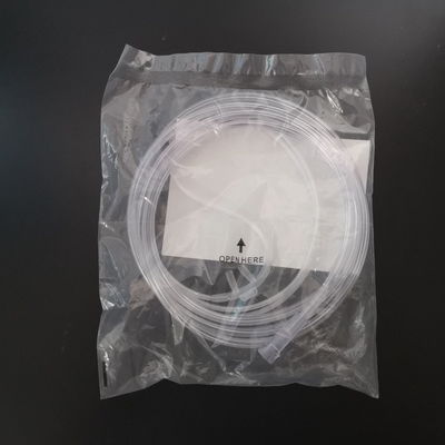 O PVC médico descartável coloriu a cânula nasal do oxigênio